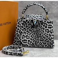 Сумка Louis Vuitton Capucines BB White Leopard
